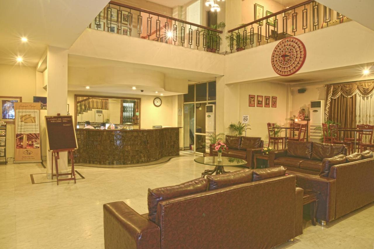 Landmark Hotels 古瓦哈提 外观 照片